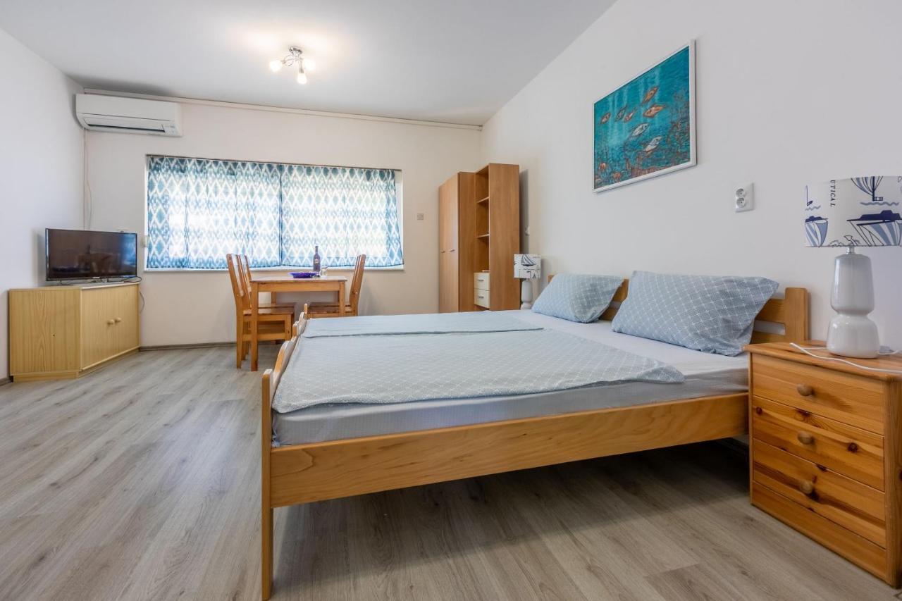 Ratko Apartment Jadranovo