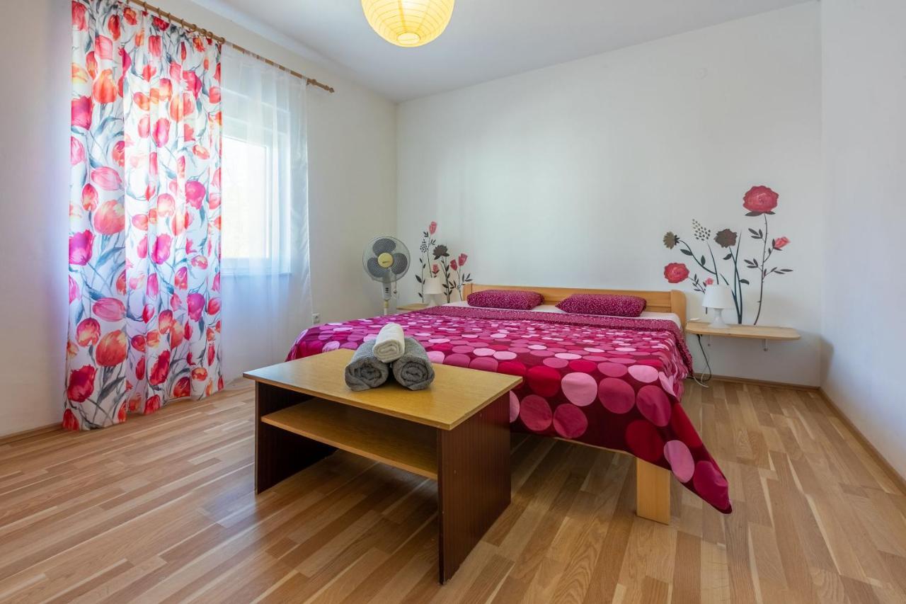 Ratko Apartment Jadranovo